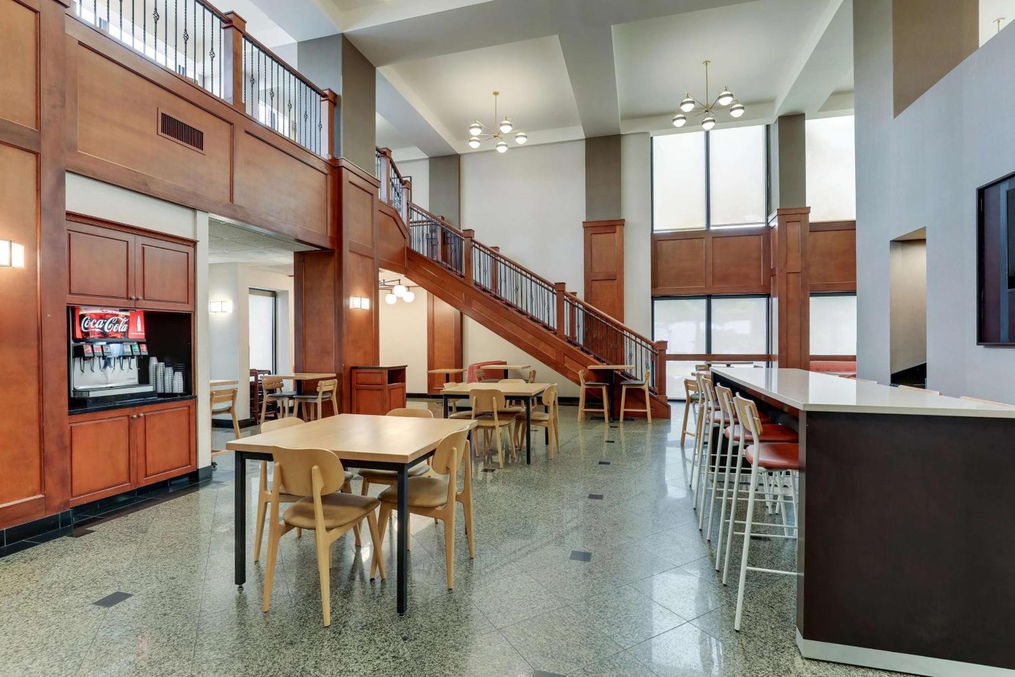Drury Inn & Suites Birmingham Lakeshore Drive Luaran gambar