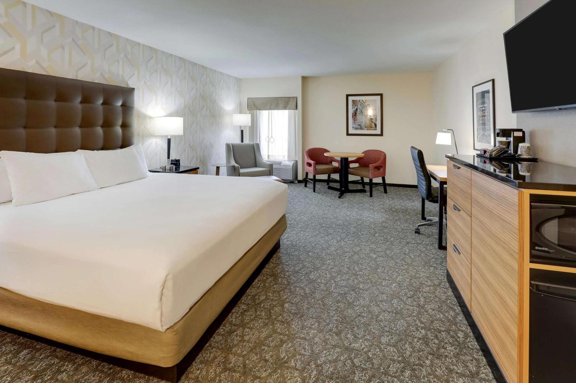 Drury Inn & Suites Birmingham Lakeshore Drive Luaran gambar
