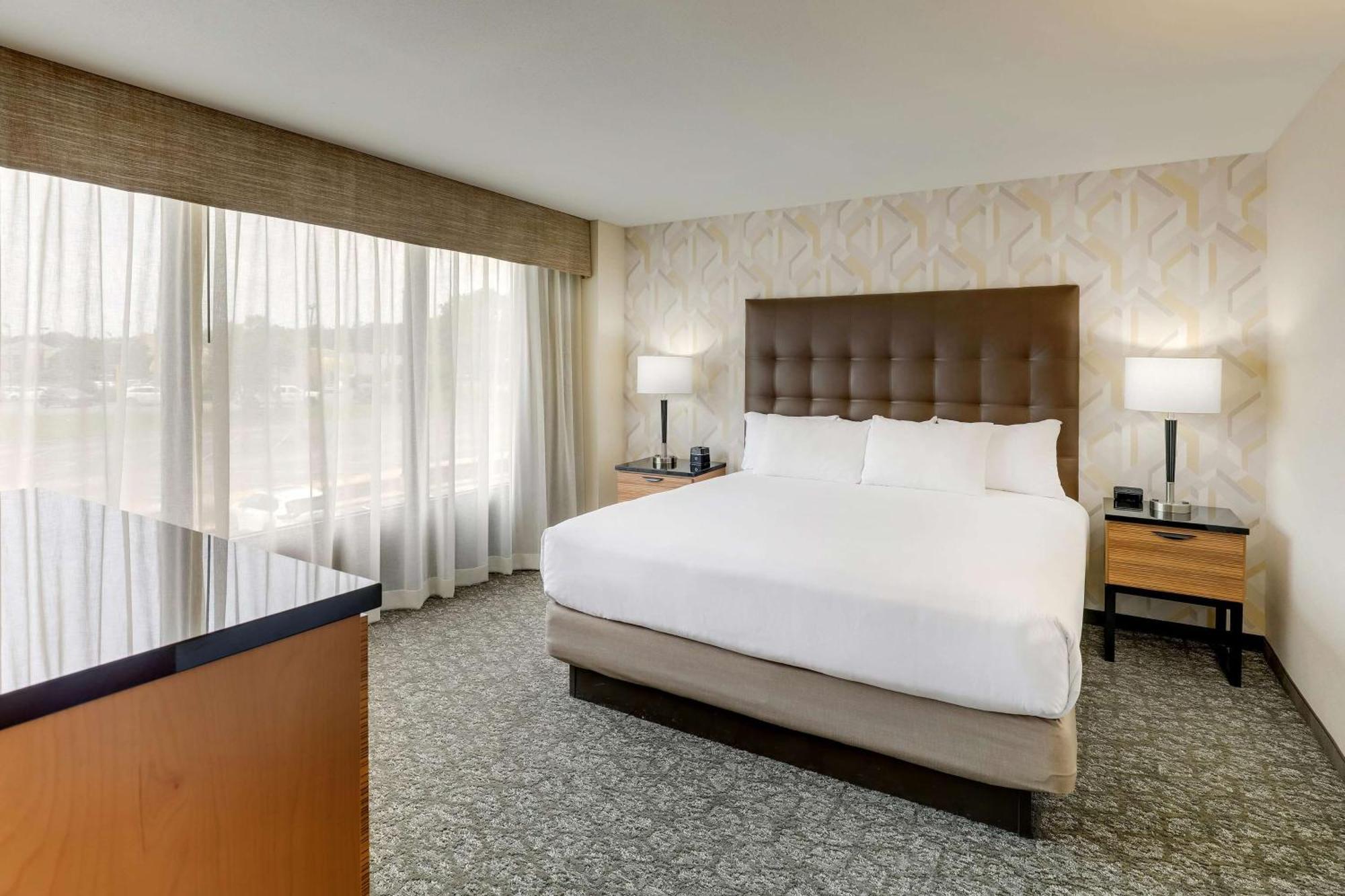 Drury Inn & Suites Birmingham Lakeshore Drive Luaran gambar